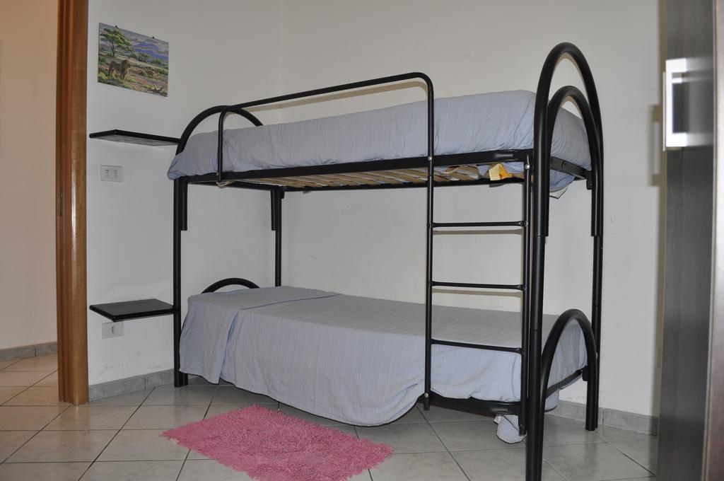 Casa Vacanza L'Aquilone Campi Salentina Exterior foto